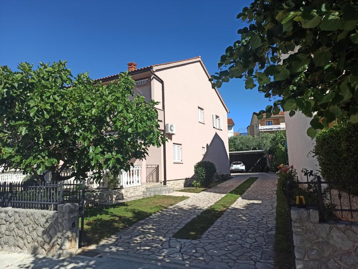Apartmani Vesna Крк Экстерьер фото